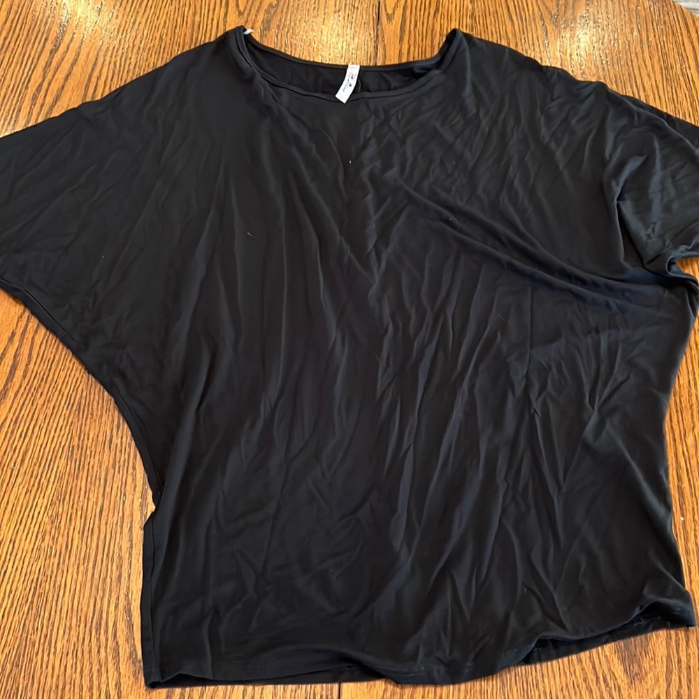Tee